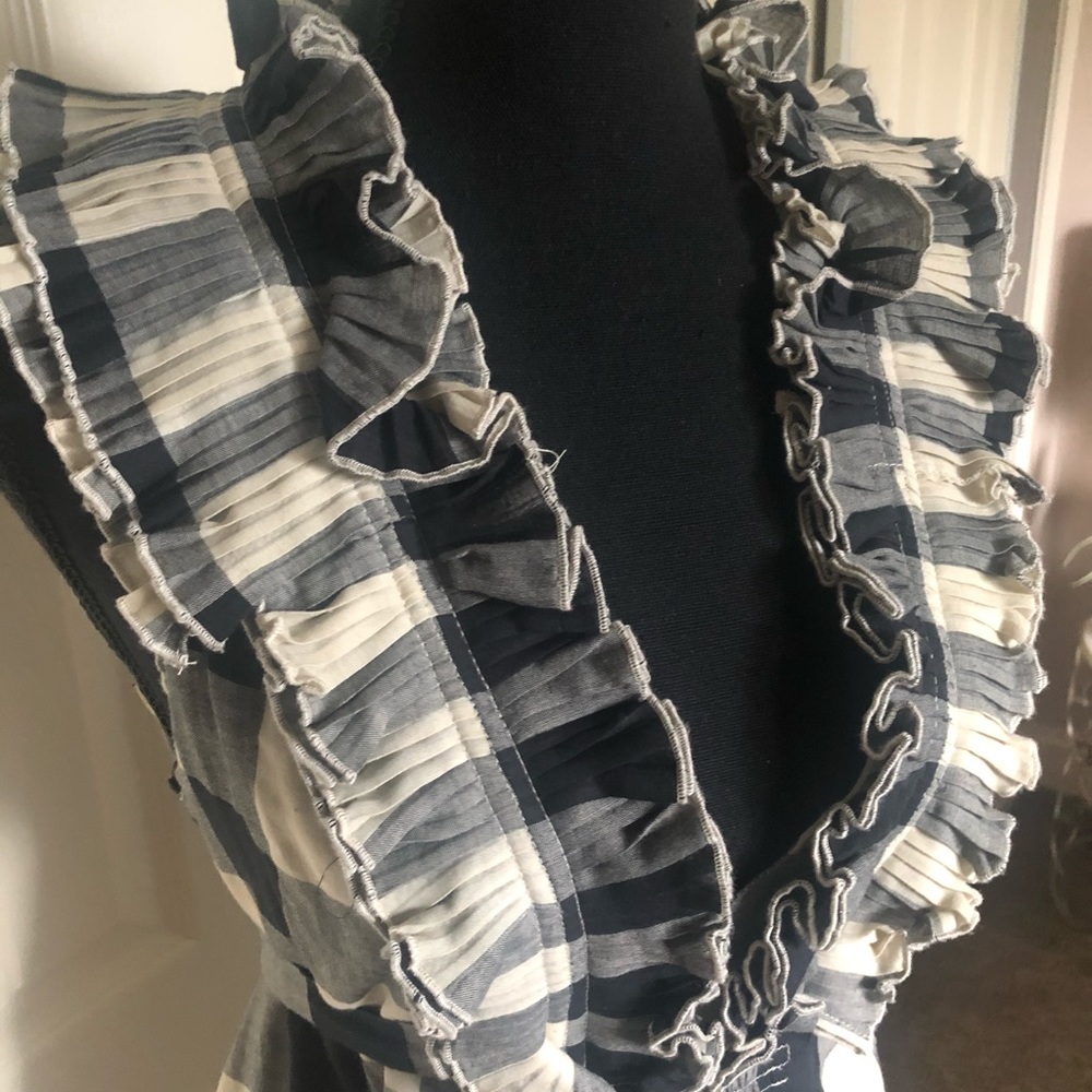 Double Zero Dress! Size S - Picture 3 of 4